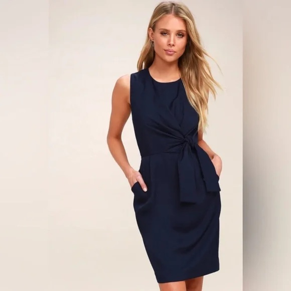 Lulu’s Elegant Navy Blue Sleeveless Dress